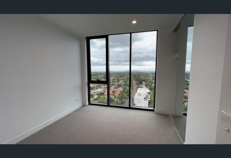 Vacant property image