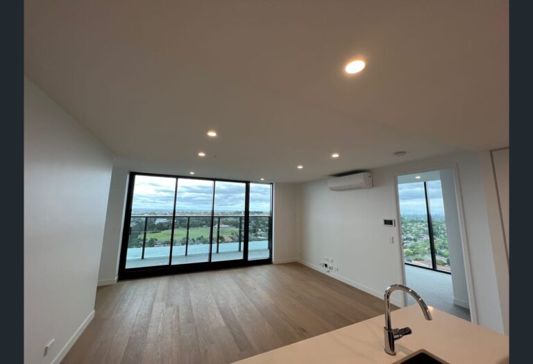 Vacant property image