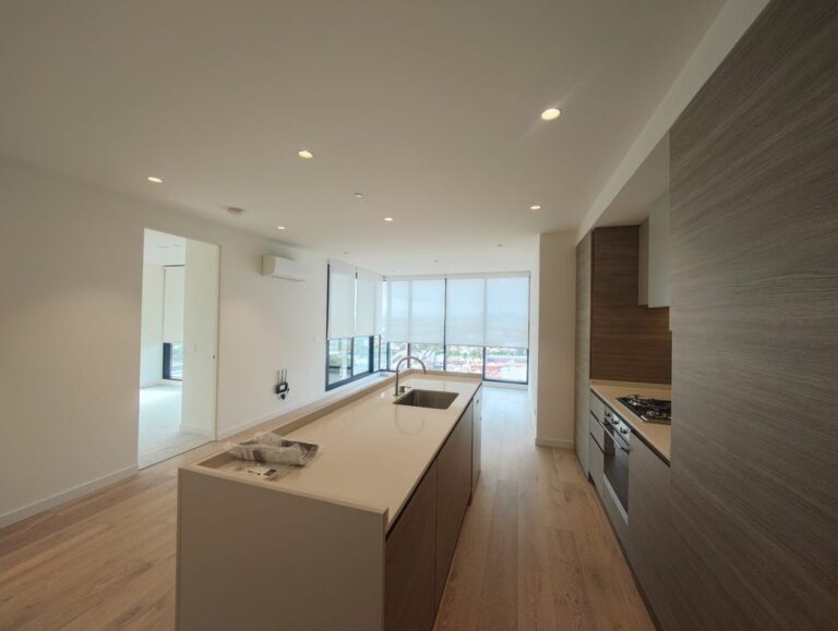 Vacant property image